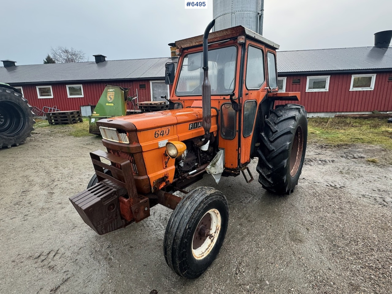 Farm tractor 1975 Fiat 640 tractor with/twin wheels and triangle. WATCH THE VIDEO!: picture 9 Farm tractor 1975 Fiat 640 tractor with/twin wheels and triangle. WATCH THE VIDEO!: picture 9