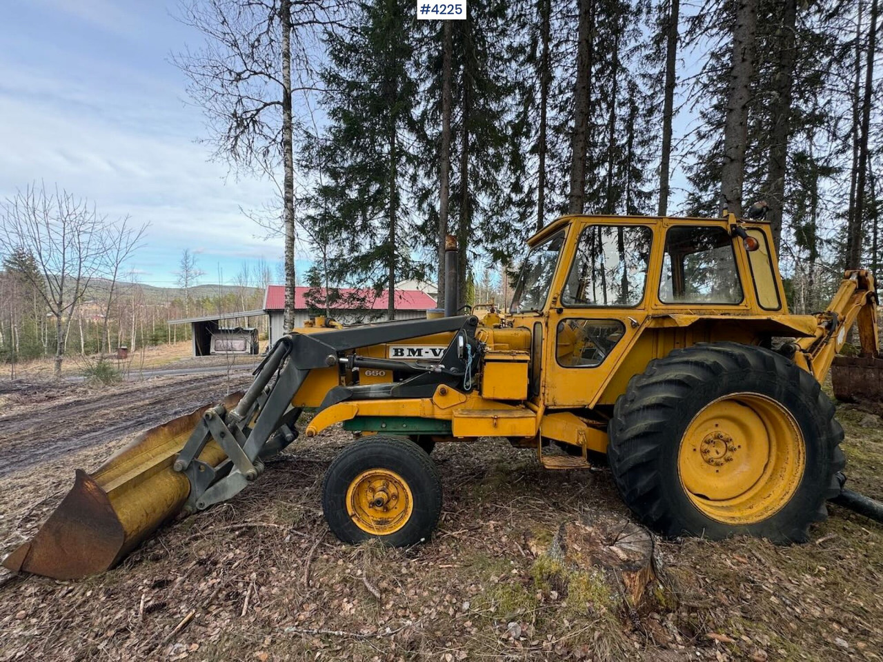 1978 Volvo 650 Traktorgraver m/ 4 skuffer - Farm tractor: picture 4 1978 Volvo 650 Traktorgraver m/ 4 skuffer - Farm tractor: picture 4