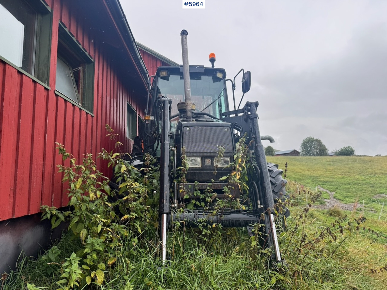 1991 Valmet 6100 Turbo with front loader and bucket - Farm tractor: picture 5 1991 Valmet 6100 Turbo with front loader and bucket - Farm tractor: picture 5