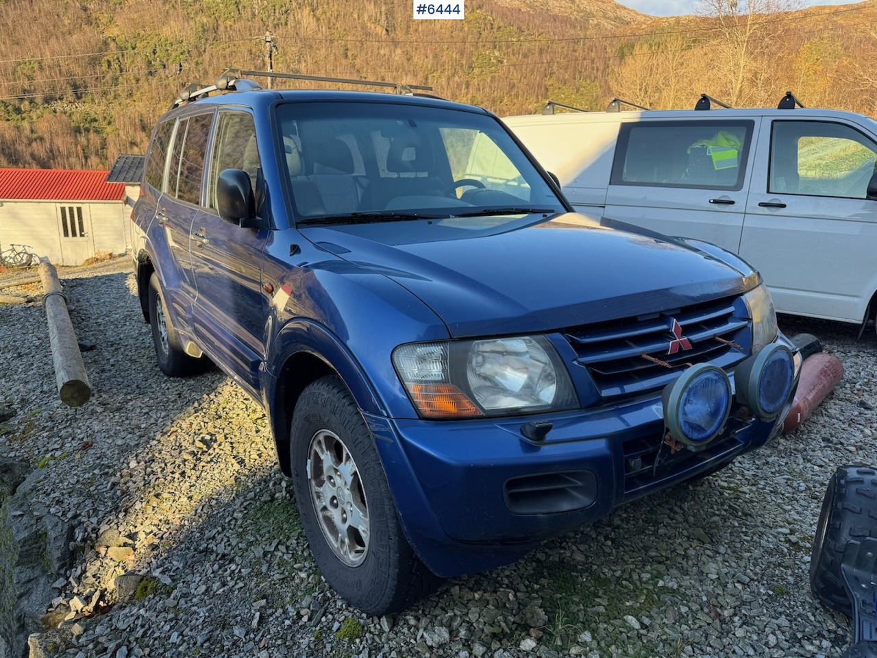 2000 Mitsubishi Pajero GLX with 7 seats - Car: picture 3 2000 Mitsubishi Pajero GLX with 7 seats - Car: picture 3