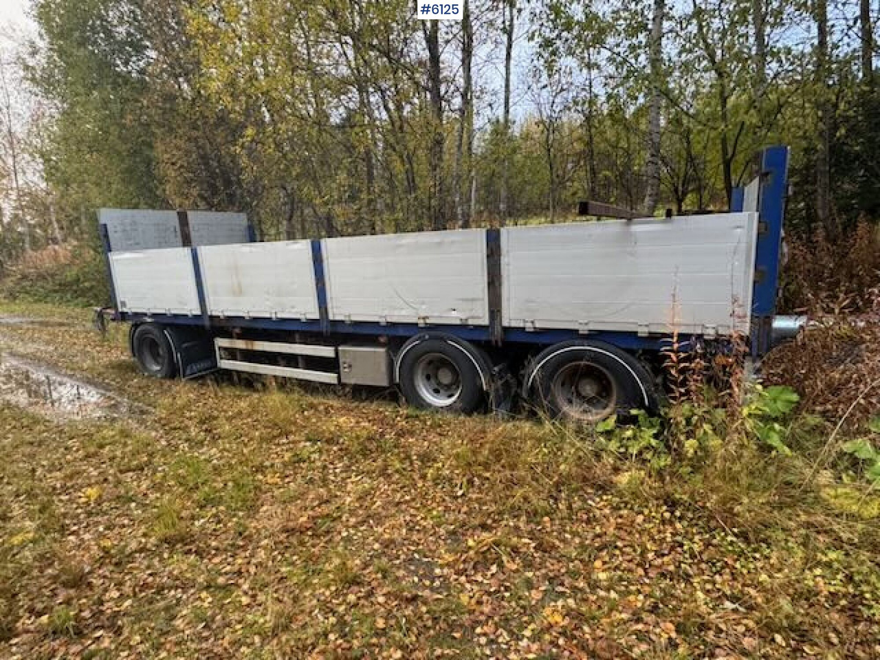 2001 Istrail 3 axle flatbed trailer - Low loader trailer: picture 4 2001 Istrail 3 axle flatbed trailer - Low loader trailer: picture 4