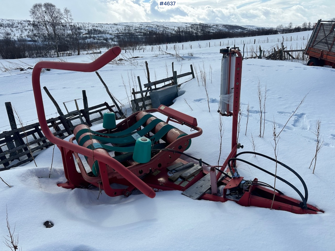 2004 Taarup 7420 Round bale wrapper - Hay and forage equipment: picture 4 2004 Taarup 7420 Round bale wrapper - Hay and forage equipment: picture 4