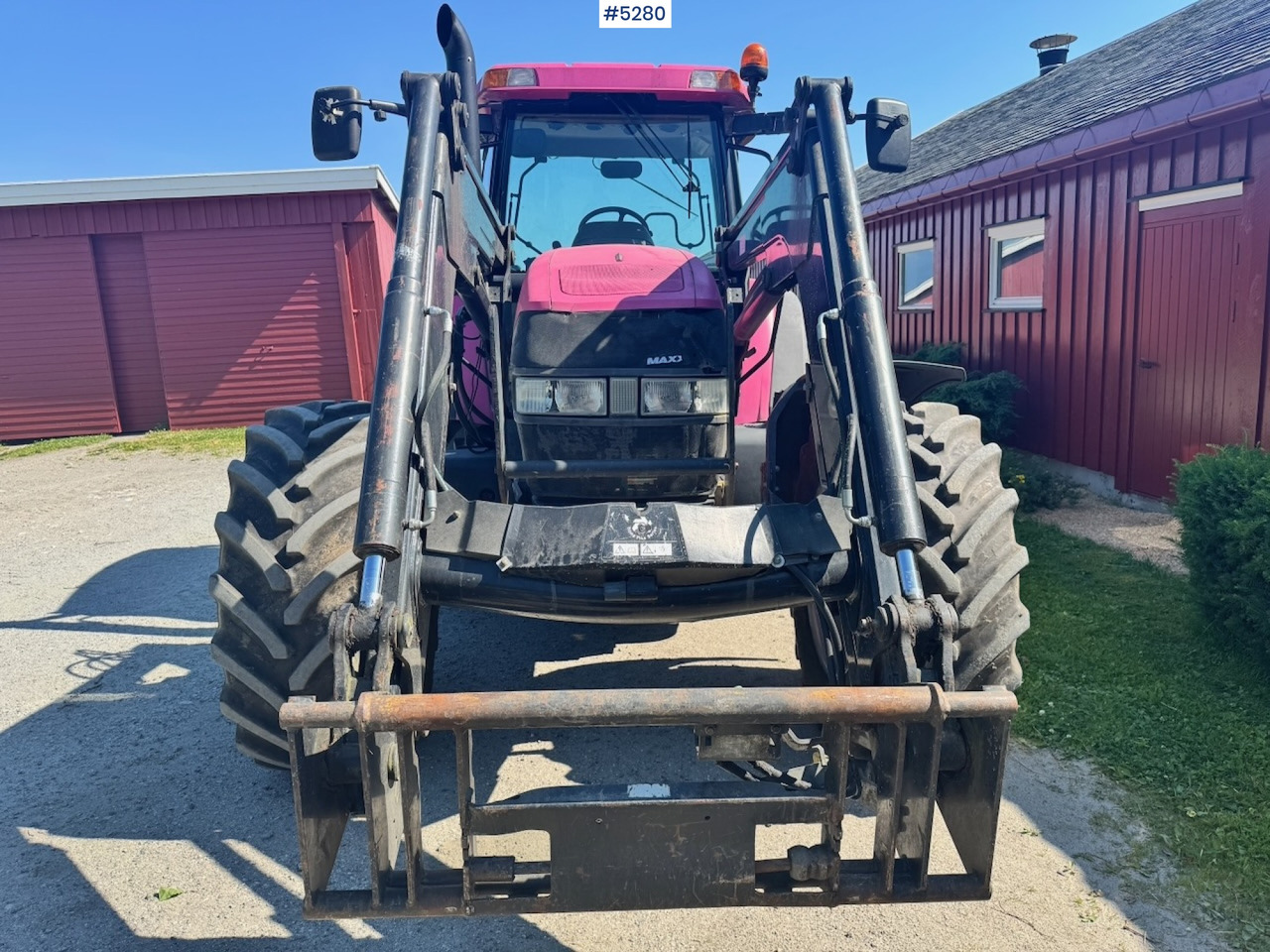 2006 Case MXM120 4x4 with front loader - Farm tractor: picture 5 2006 Case MXM120 4x4 with front loader - Farm tractor: picture 5