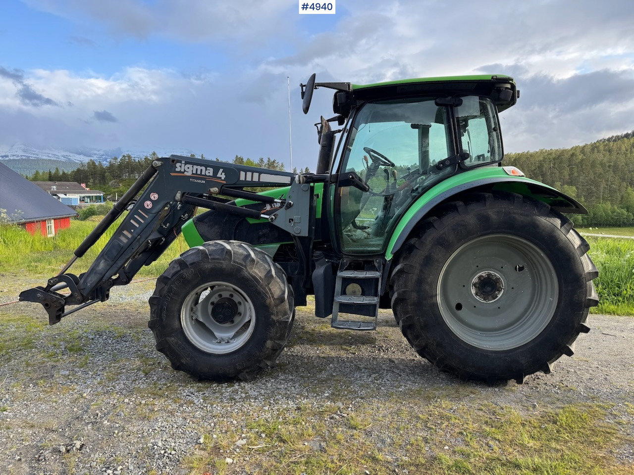 2006 Deutz-Fahr Agrotron K90 w/front loader. - Farm tractor: picture 3 2006 Deutz-Fahr Agrotron K90 w/front loader. - Farm tractor: picture 3