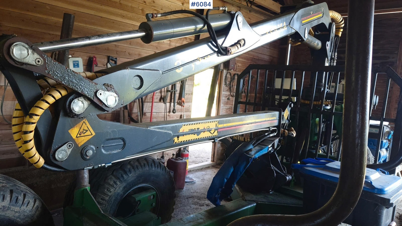 2012 Farma T10 Timber trailer w/ Farma C 6.3 G2 Crane. - Logging trailer: picture 3 2012 Farma T10 Timber trailer w/ Farma C 6.3 G2 Crane. - Logging trailer: picture 3