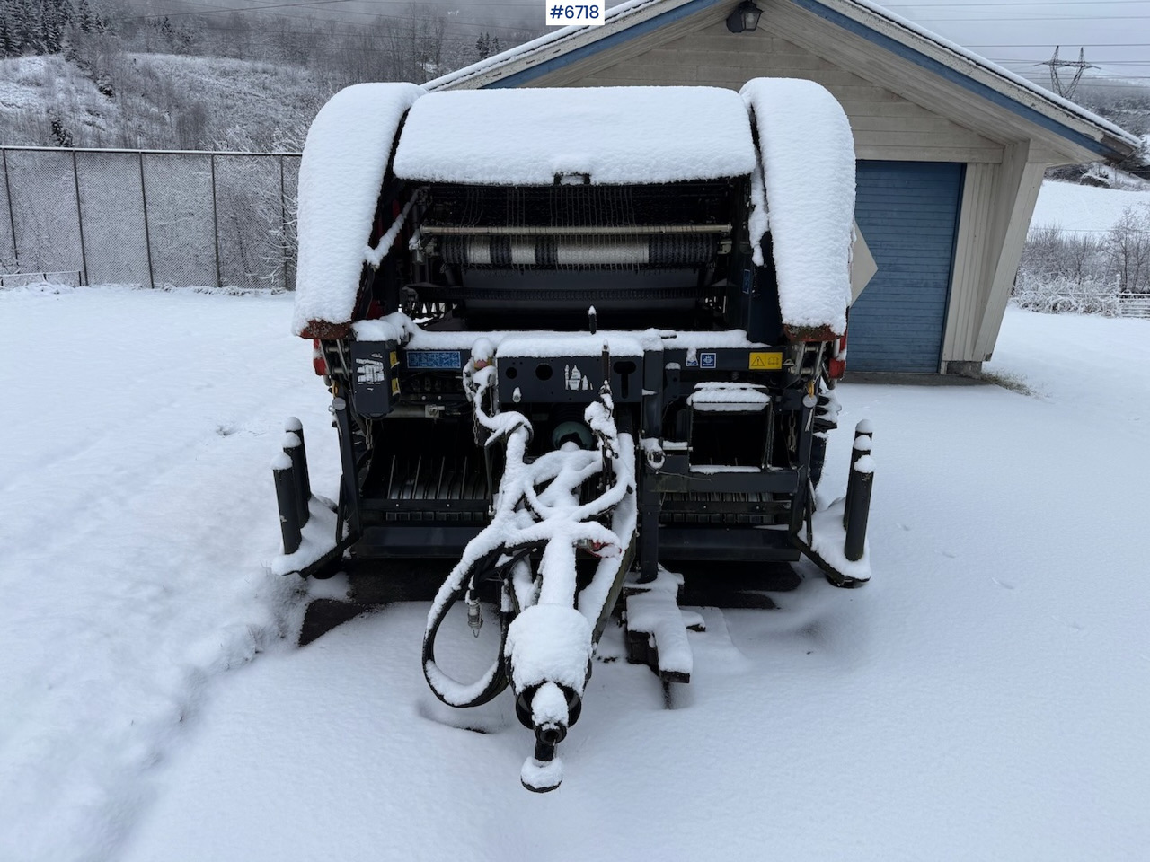 2016 Kuhn I-BIO Intelliwrap Round baler. Never been used! - Hay and forage equipment: picture 4 2016 Kuhn I-BIO Intelliwrap Round baler. Never been used! - Hay and forage equipment: picture 4