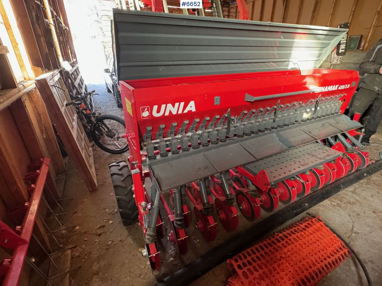2020 Unia Poznaniak 420/3D Seeder - Seed drill: picture 2 2020 Unia Poznaniak 420/3D Seeder - Seed drill: picture 2