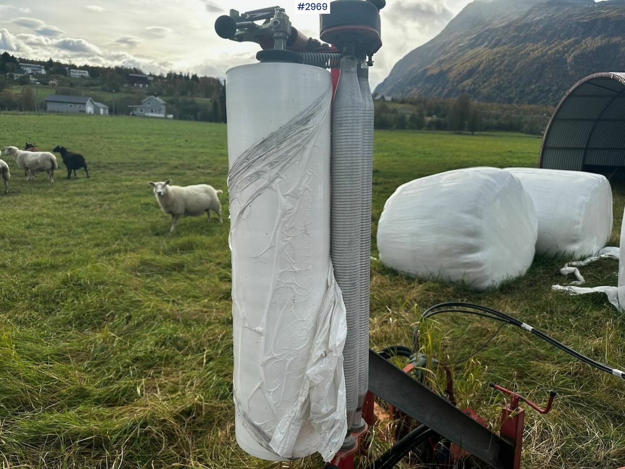 Hay and forage equipment Kverneland UN 7335 round bale packs: picture 10