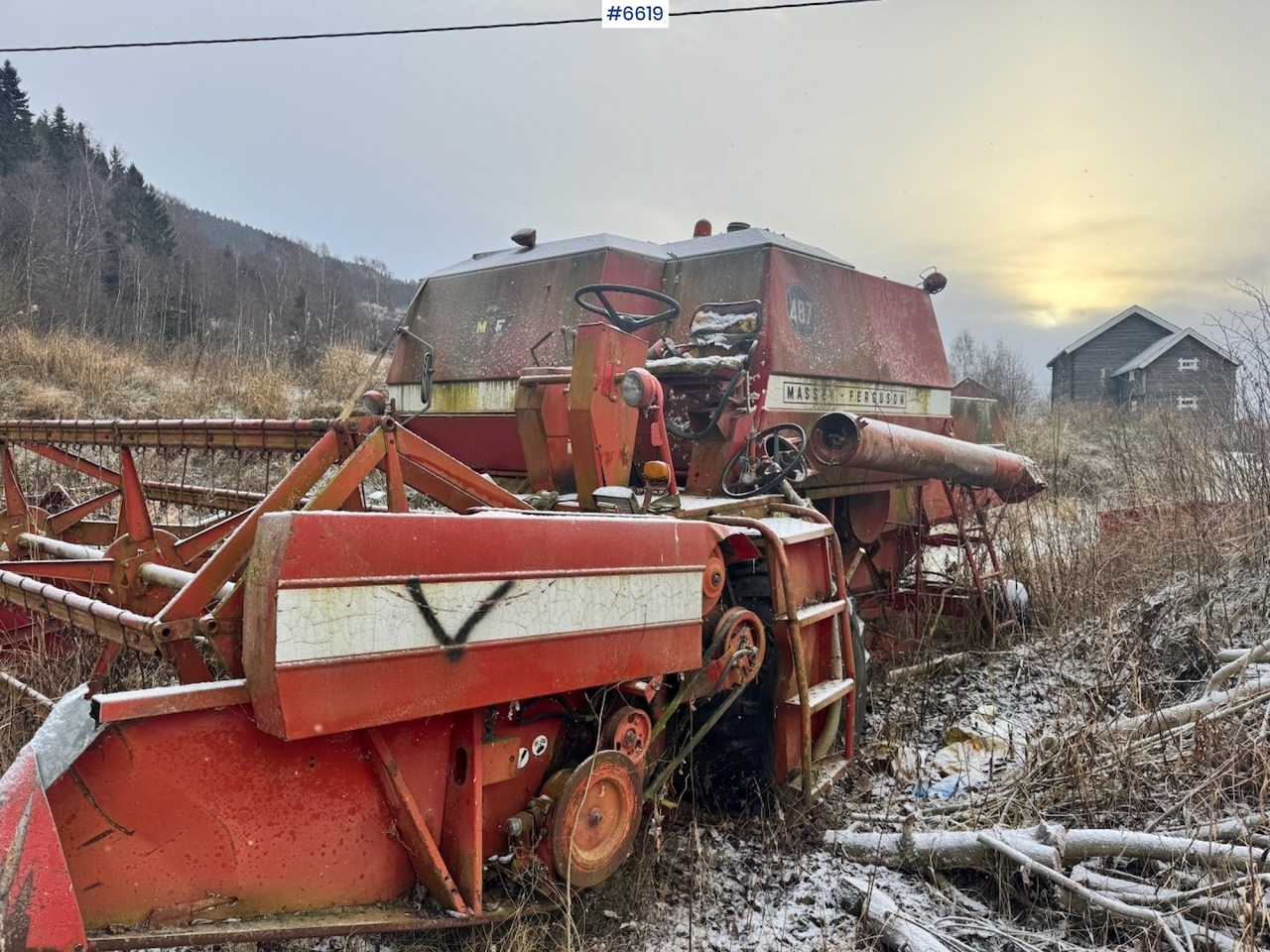 Massey Ferguson 487 Combine Harvester. - Combine harvester: picture 4 Massey Ferguson 487 Combine Harvester. - Combine harvester: picture 4