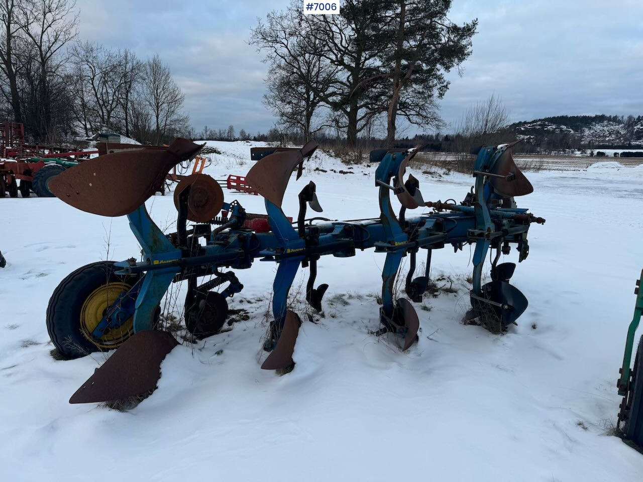 Överum Vari Flex DX 4-blade reversible plough - Soil tillage equipment: picture 3 Överum Vari Flex DX 4-blade reversible plough - Soil tillage equipment: picture 3