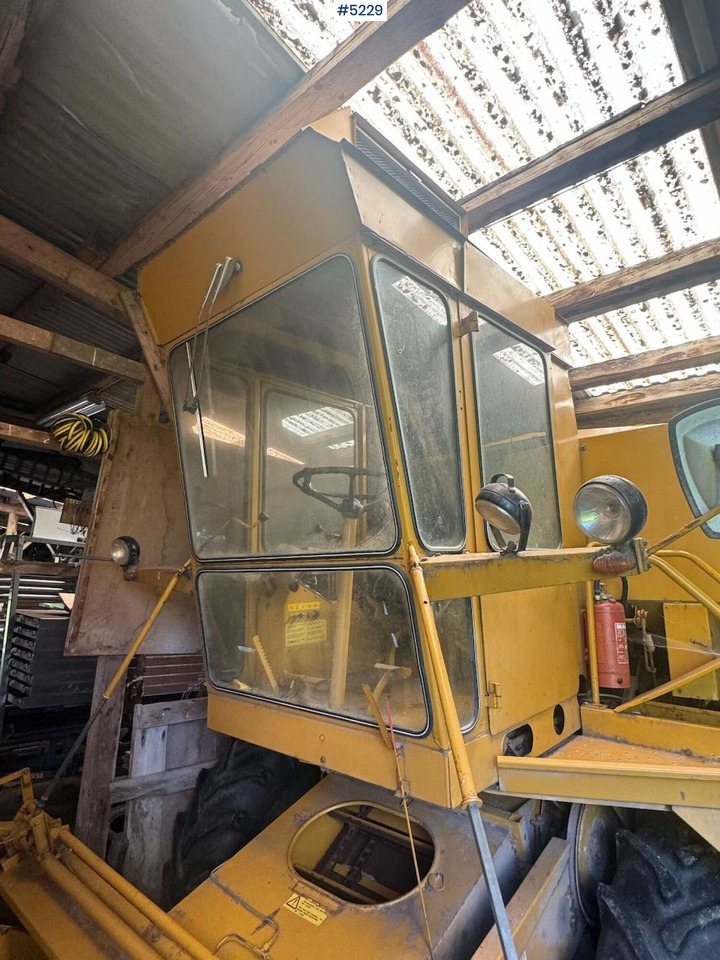 Sampo Rosenlew 500 - Combine harvester: picture 5 Sampo Rosenlew 500 - Combine harvester: picture 5