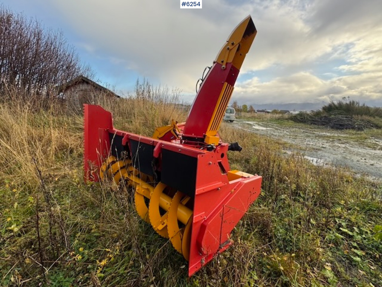 2020 Duun TFP 250 two-stage snow blower - Utility/ Special vehicle: picture 4 2020 Duun TFP 250 two-stage snow blower - Utility/ Special vehicle: picture 4