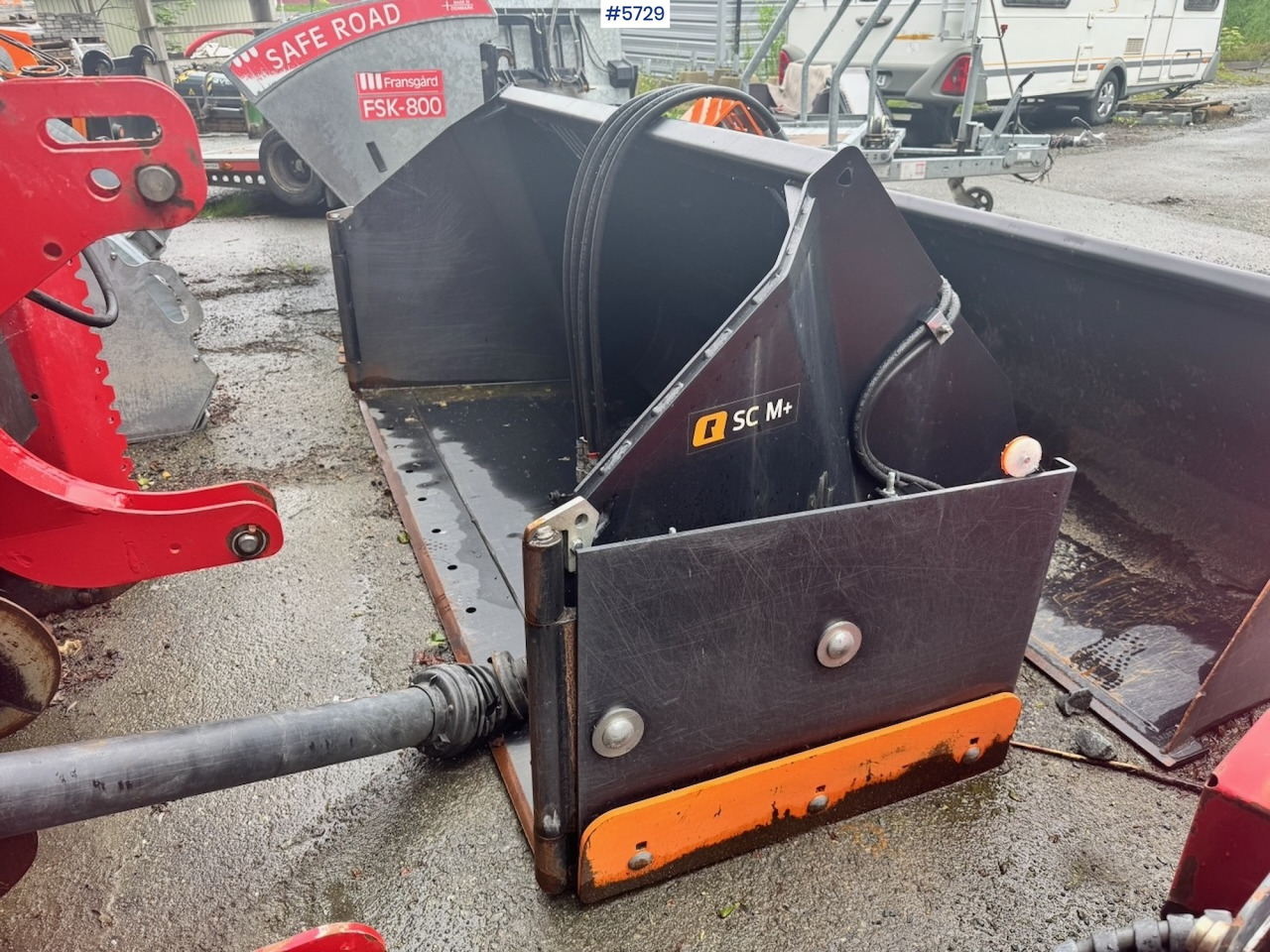 2024 Quicke SC M+ 230 Folding wing bucket. - Utility/ Special vehicle: picture 4 2024 Quicke SC M+ 230 Folding wing bucket. - Utility/ Special vehicle: picture 4