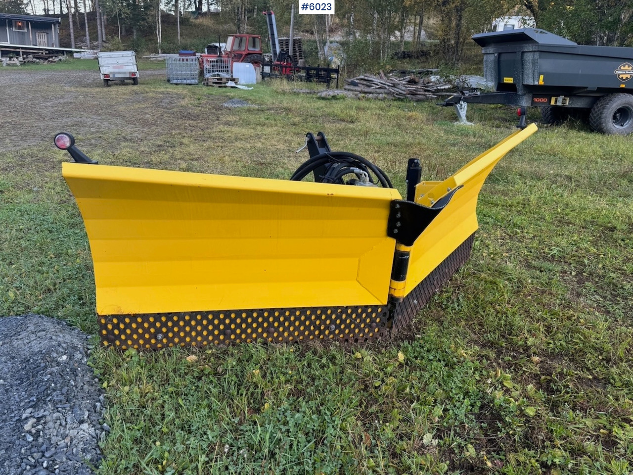 Lilleseth V-plow 270 w/ 3rd and 4th function! - Utility/ Special vehicle: picture 1 Lilleseth V-plow 270 w/ 3rd and 4th function! - Utility/ Special vehicle: picture 1