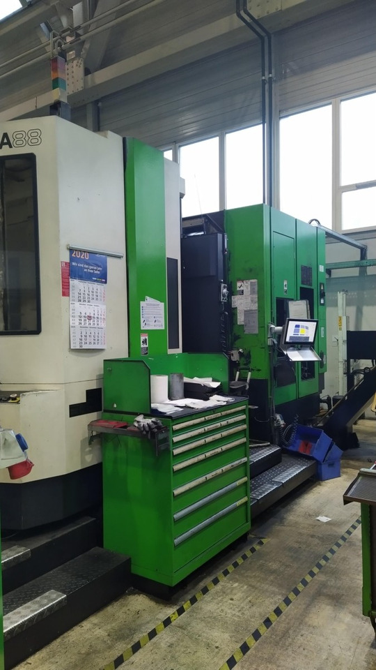 MAKINO A88 b - CNC machining center: picture 5 MAKINO A88 b - CNC machining center: picture 5