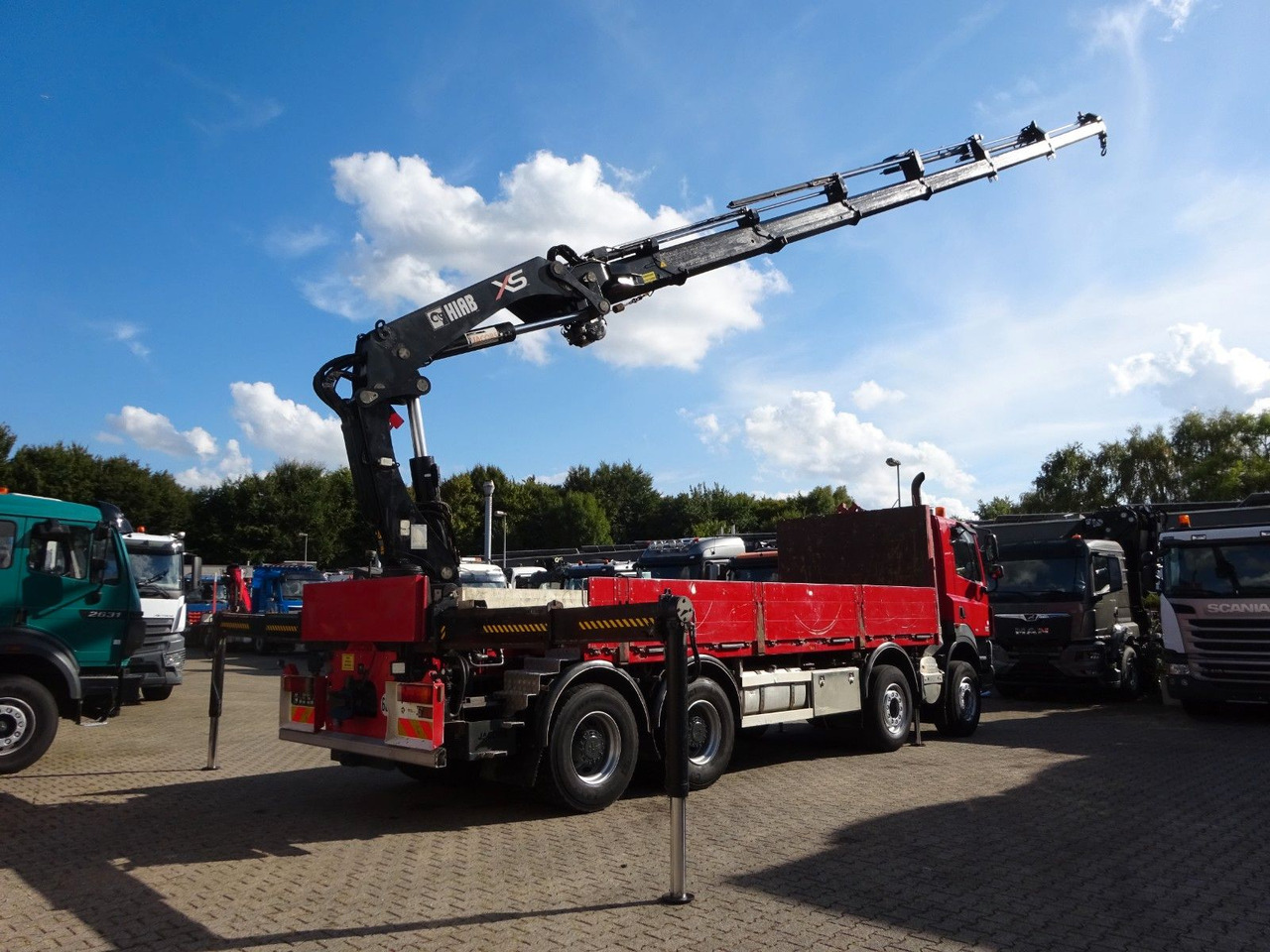 DAF 85.410 Pritsche + HIAB 322E6 Kran 8x4 - Crane truck: picture 4 DAF 85.410 Pritsche + HIAB 322E6 Kran 8x4 - Crane truck: picture 4
