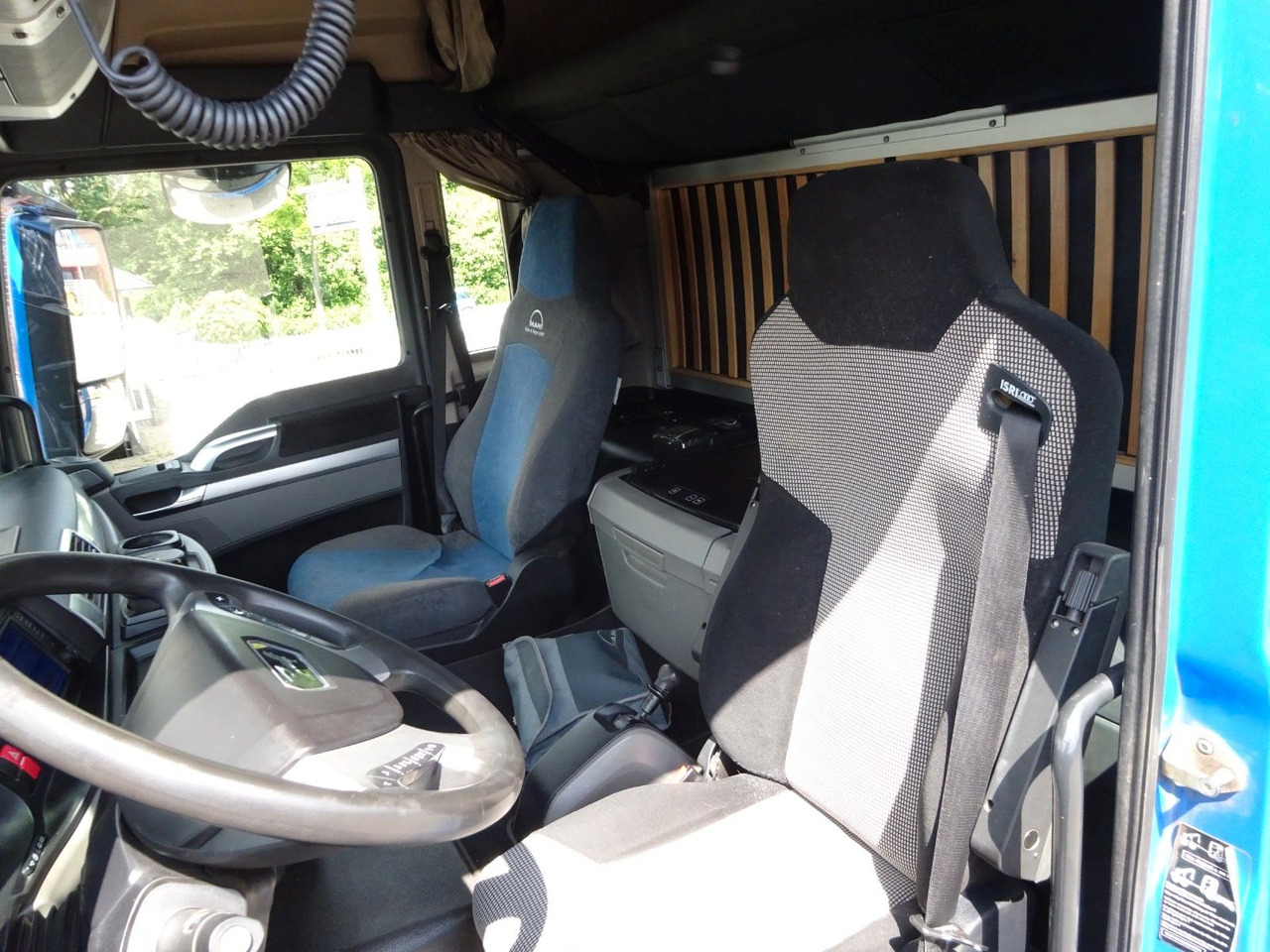 Logging truck, Crane truck MAN 26.510 mit KESLA 2112 Holzkran+Kabine+Greifer: picture 17