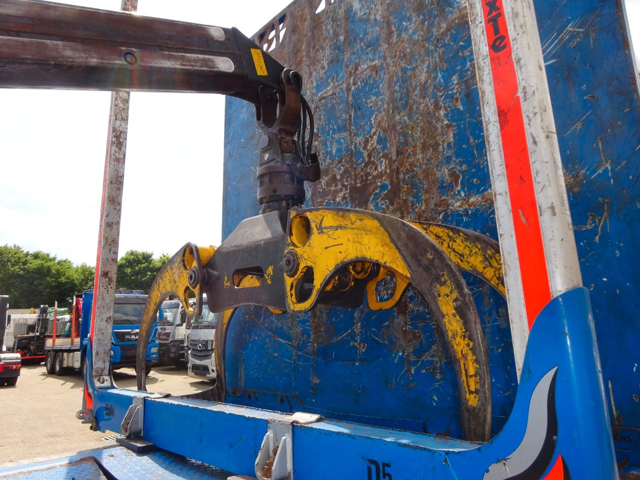 Logging truck, Crane truck MAN 26.510 mit KESLA 2112 Holzkran+Kabine+Greifer: picture 12