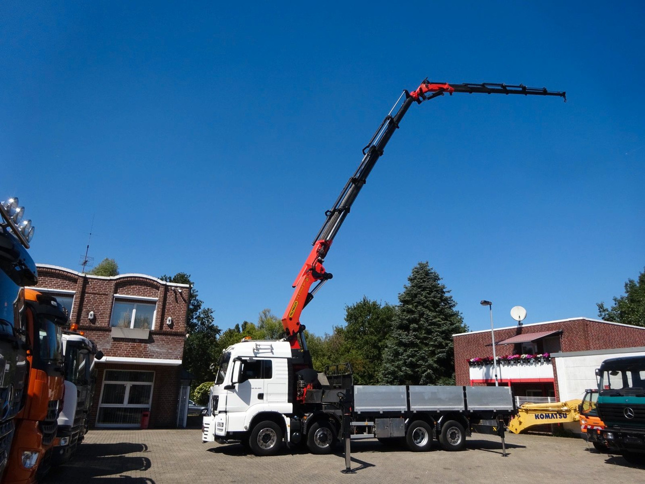 MAN 35.480 HYDRO TGS Pritsche + PK 65002 Kran 8x2-4 - Crane truck: picture 3 MAN 35.480 HYDRO TGS Pritsche + PK 65002 Kran 8x2-4 - Crane truck: picture 3