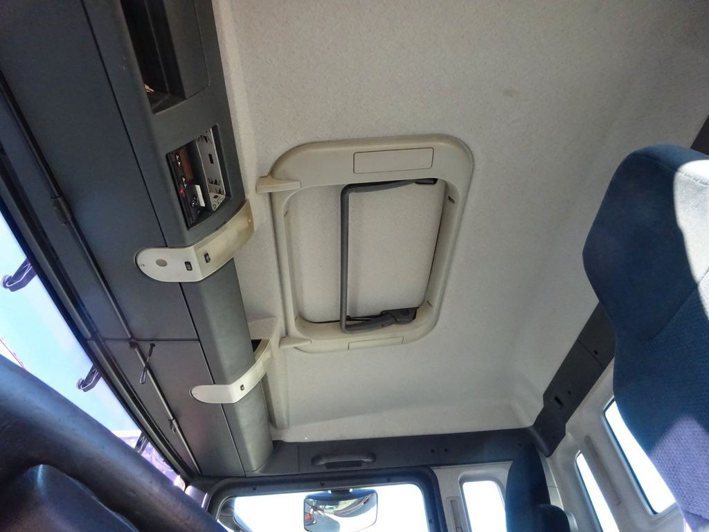 Tractor unit MAN 18.400 TGA SZM + PK 18002 Kran 4x2: picture 18