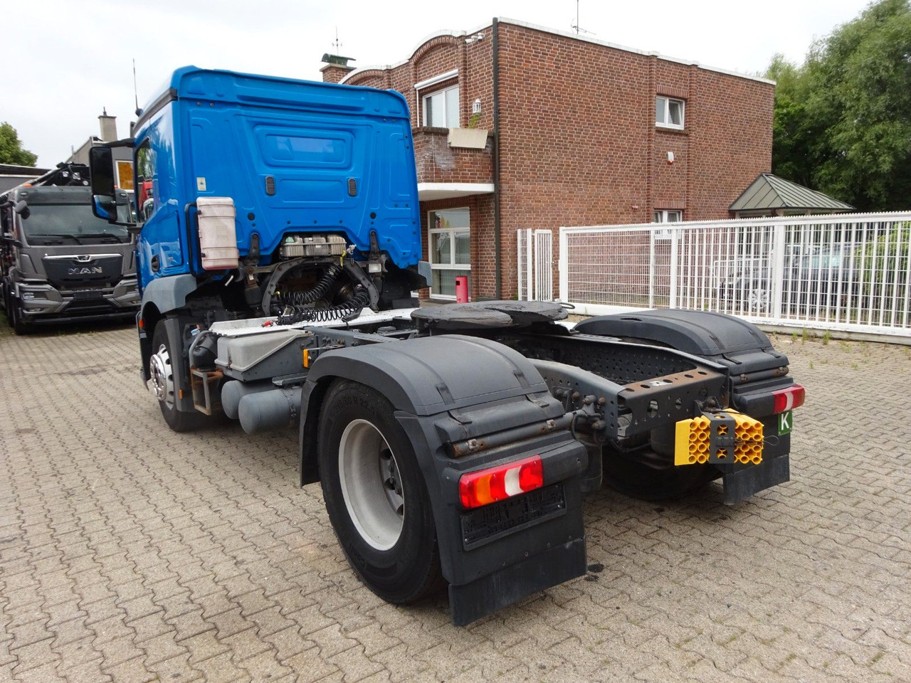 Mercedes-Benz 1840 Actros SZM 4x2 - Tractor unit: picture 4 Mercedes-Benz 1840 Actros SZM 4x2 - Tractor unit: picture 4