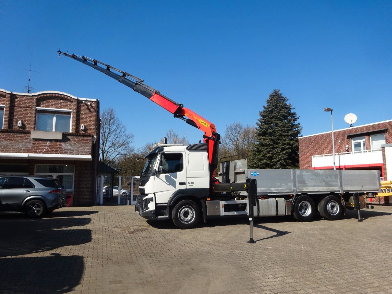 Volvo FMX 540 Pritsche + PK 33002 Kran 6x2 - Crane truck: picture 4 Volvo FMX 540 Pritsche + PK 33002 Kran 6x2 - Crane truck: picture 4