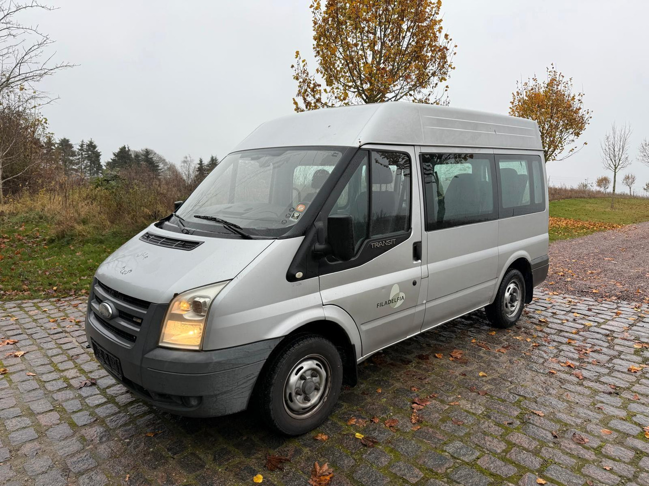 Ford Transit Kombi FT 300 High+Long *Handycap Lift* - Passenger van: picture 3 Ford Transit Kombi FT 300 High+Long *Handycap Lift* - Passenger van: picture 3