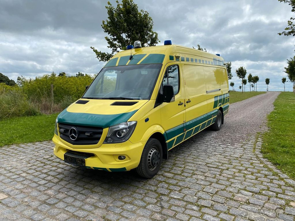 Mercedes-Benz Sprinter 519 CDI MAXI +Lift *25800€ netto - Ambulance: picture 3 Mercedes-Benz Sprinter 519 CDI MAXI +Lift *25800€ netto - Ambulance: picture 3