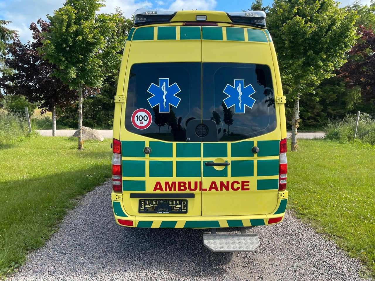 Mercedes-Benz Sprinter II Kasten 316 CDI Aut - Ambulance: picture 4 Mercedes-Benz Sprinter II Kasten 316 CDI Aut - Ambulance: picture 4