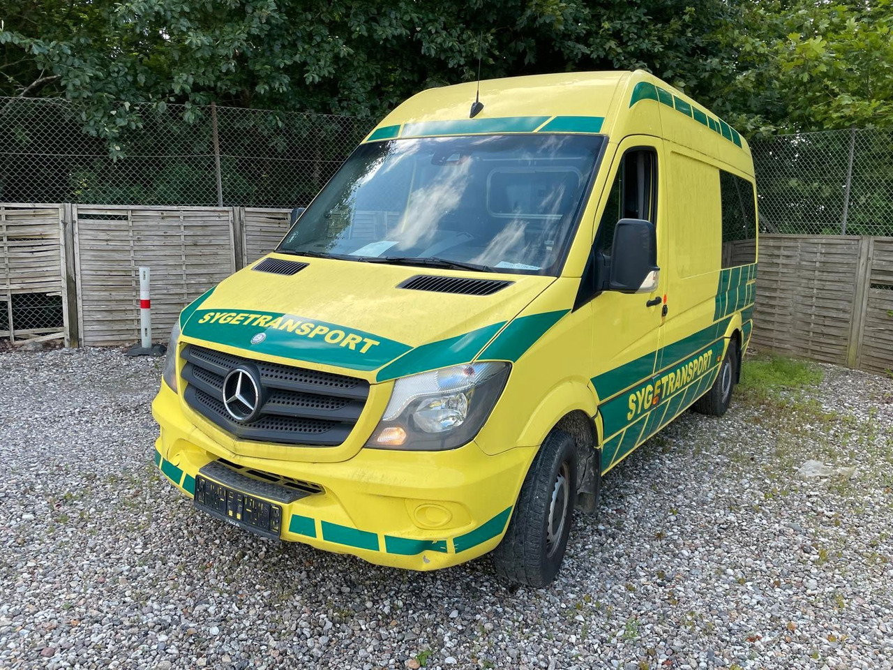 Mercedes-Benz Sprinter II Kasten 316CDI Aut *Ambulance - Ambulance: picture 1 Mercedes-Benz Sprinter II Kasten 316CDI Aut *Ambulance - Ambulance: picture 1