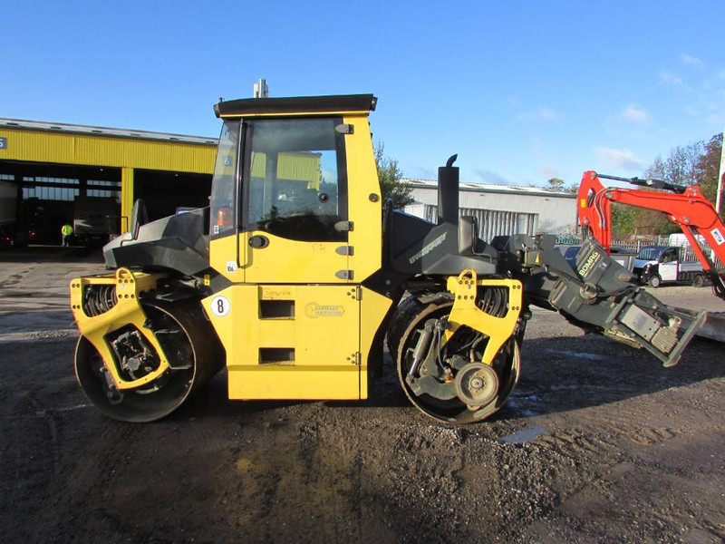 Bomag BW 154 A P-4 AM / Asphaltmanager Walze - Roller: picture 1 Bomag BW 154 A P-4 AM / Asphaltmanager Walze - Roller: picture 1