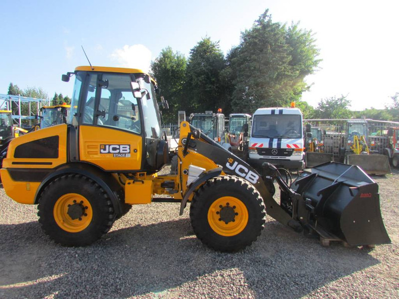 JCB 409 Radlader 47.500 EUR - Wheel loader: picture 1 JCB 409 Radlader 47.500 EUR - Wheel loader: picture 1