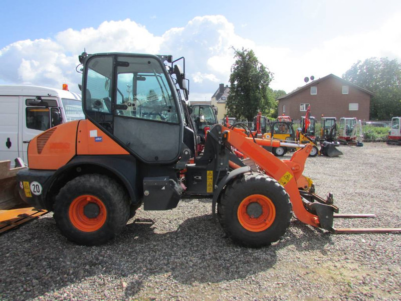 Komatsu WA 80-6 Radlader 27.500 EUR - Wheel loader: picture 1 Komatsu WA 80-6 Radlader 27.500 EUR - Wheel loader: picture 1