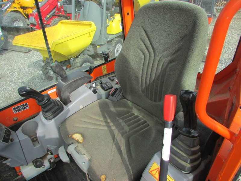 Kubota U 27-4 Minibagger 20.000 EUR - Mini excavator: picture 5 Kubota U 27-4 Minibagger 20.000 EUR - Mini excavator: picture 5