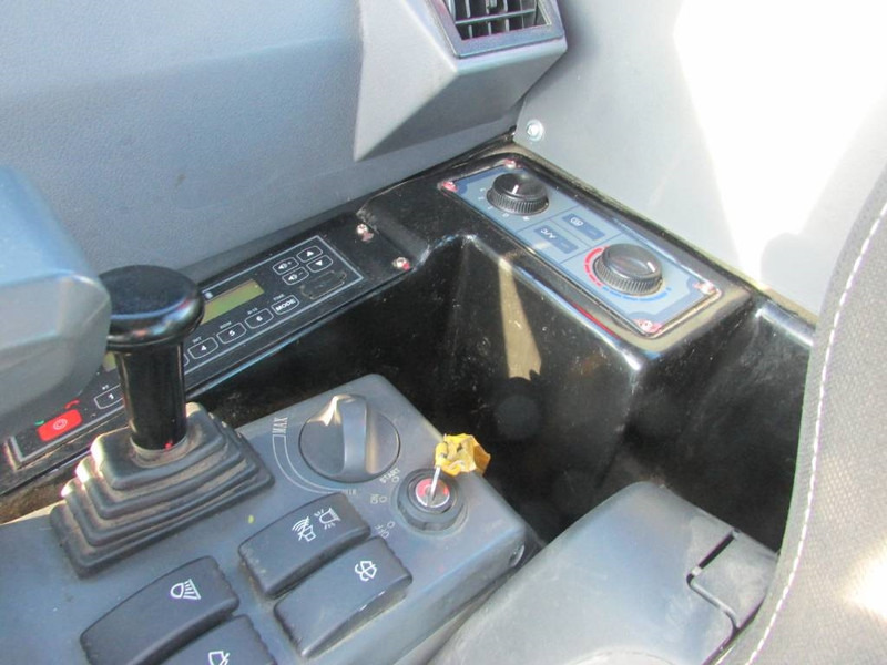 Mini excavator Sany SY 35 U Minibagger 27.000 EUR / AC: picture 8