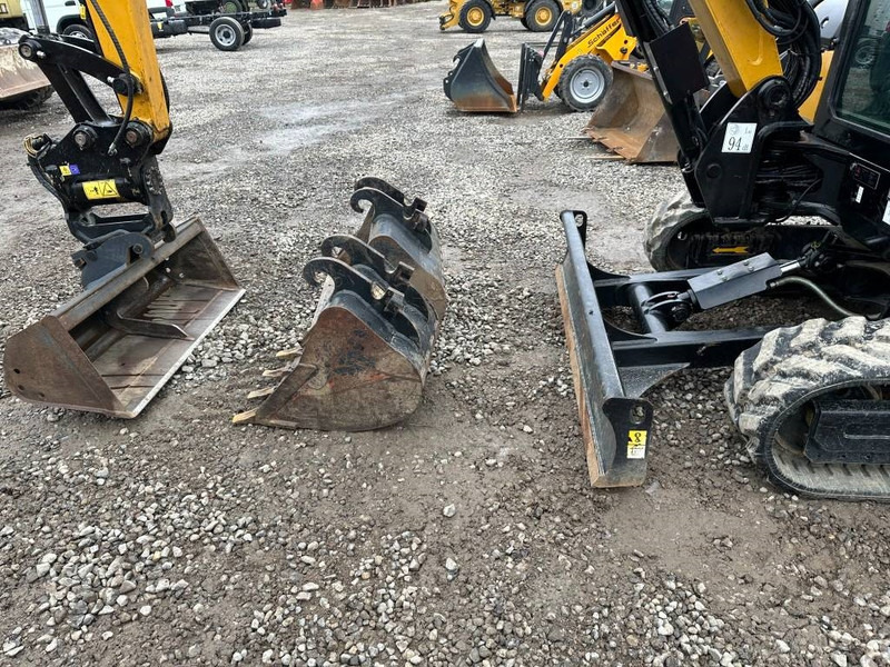 Sany SY 35 U Minibagger / AC / Powertilt 28.500 EUR - Mini excavator: picture 2 Sany SY 35 U Minibagger / AC / Powertilt 28.500 EUR - Mini excavator: picture 2