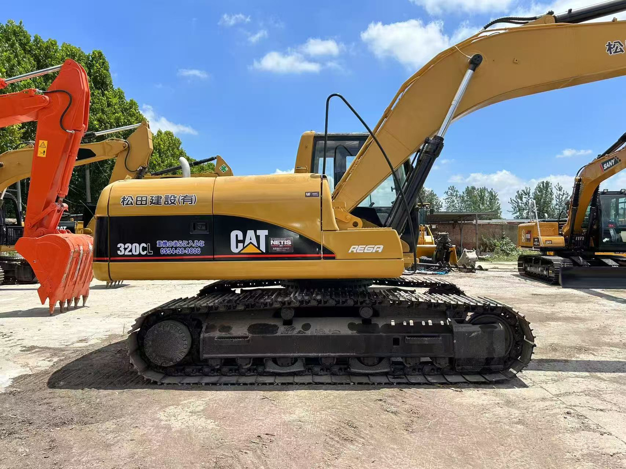 CATERPILLAR 320CL - Crawler excavator: picture 2 CATERPILLAR 320CL - Crawler excavator: picture 2