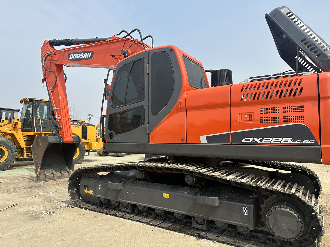 DOOSAN DX225LC-9C - Crawler excavator: picture 2 DOOSAN DX225LC-9C - Crawler excavator: picture 2
