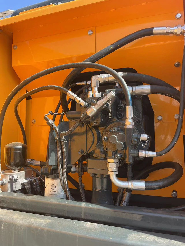 Hyundai 210W-9 - Wheel excavator: picture 5 Hyundai 210W-9 - Wheel excavator: picture 5