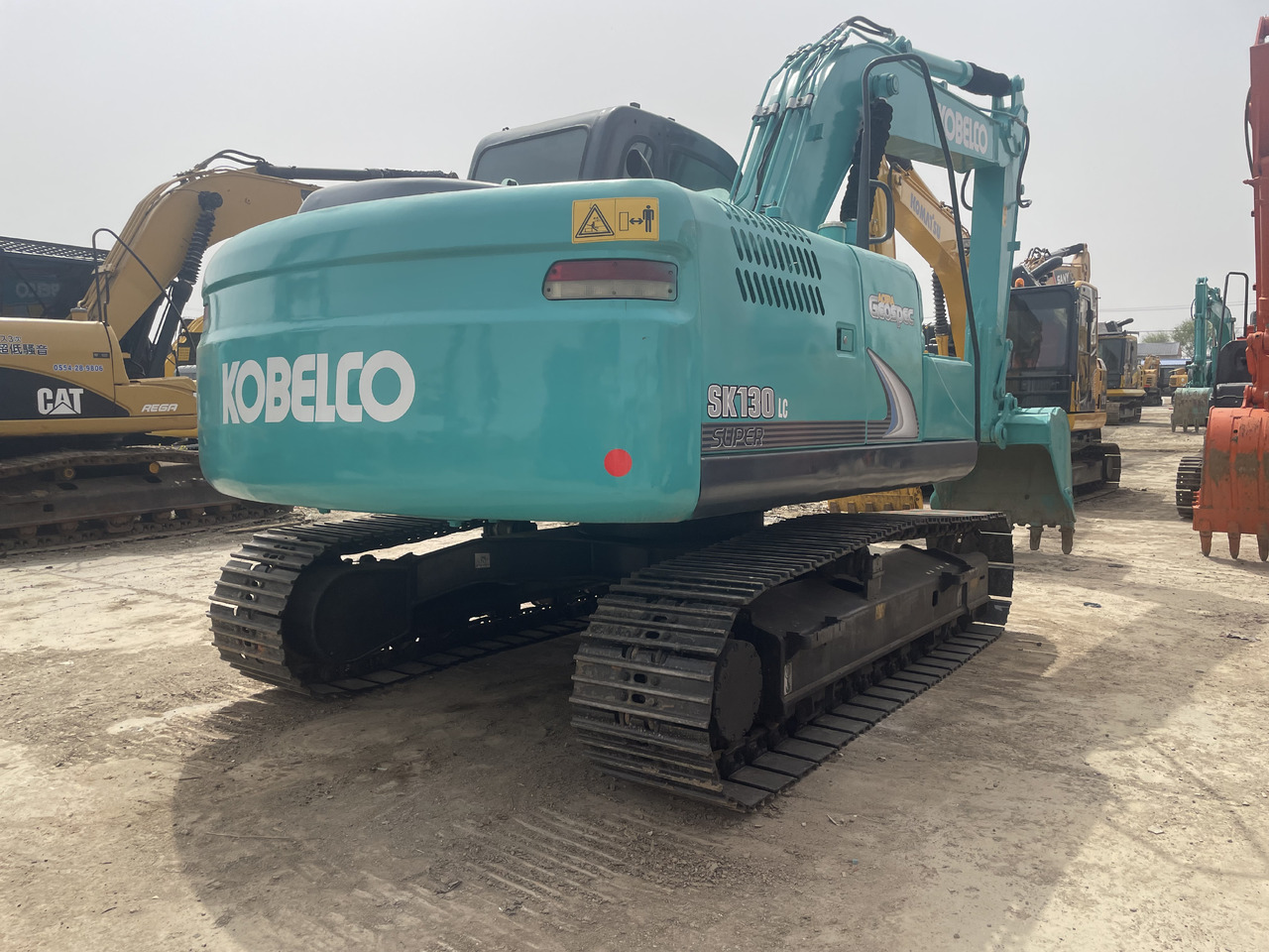 KOBELCO SK130-8 - Crawler excavator: picture 2 KOBELCO SK130-8 - Crawler excavator: picture 2