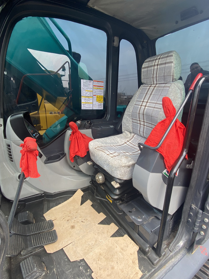 KOBELCO SK350-8 - Crawler excavator: picture 4 KOBELCO SK350-8 - Crawler excavator: picture 4