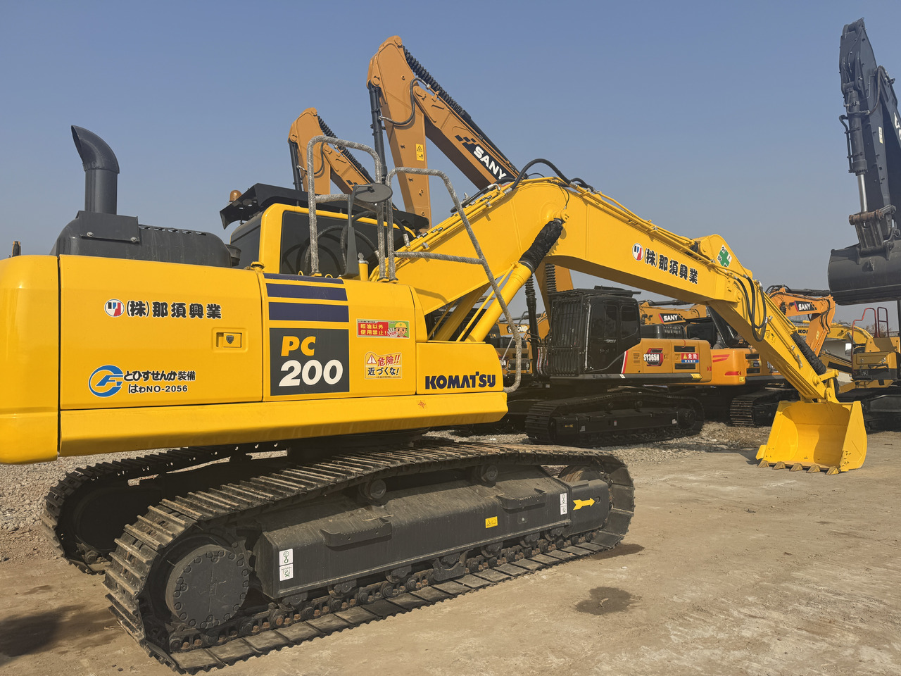 KOMATSU PC200-8 - Crawler excavator: picture 1 KOMATSU PC200-8 - Crawler excavator: picture 1