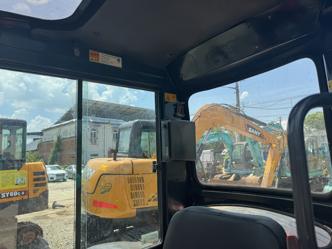 KUBOTA U35-5 - Mini excavator: picture 5 KUBOTA U35-5 - Mini excavator: picture 5