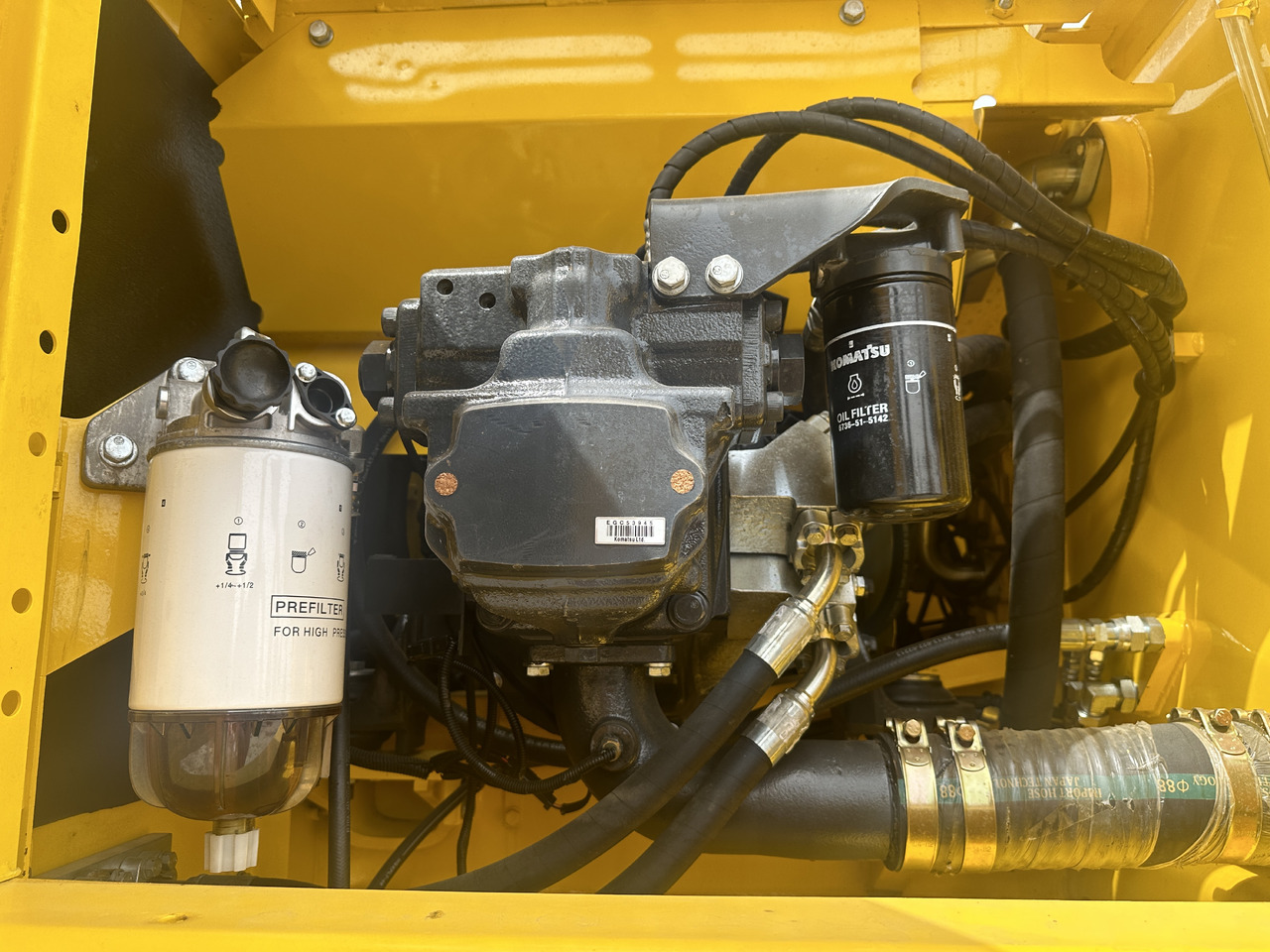 Crawler excavator Komatsu PC 240 LC-8: picture 6
