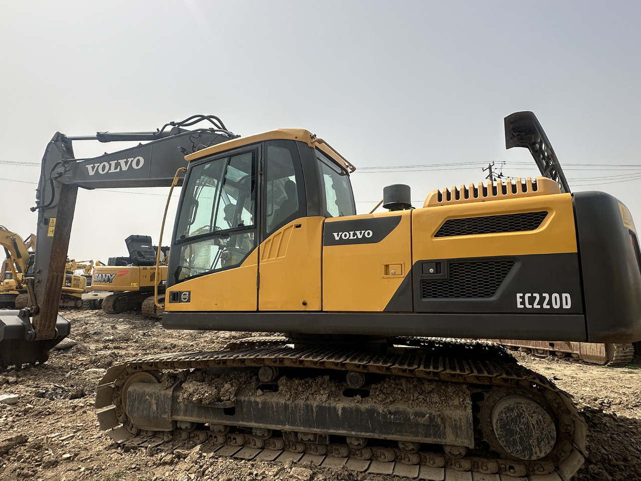 VOLVO EC220D - Crawler excavator: picture 1 VOLVO EC220D - Crawler excavator: picture 1