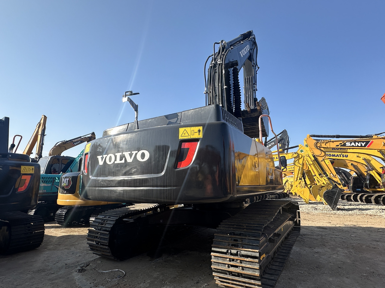 Volvo EC300DL - Crawler excavator: picture 2 Volvo EC300DL - Crawler excavator: picture 2