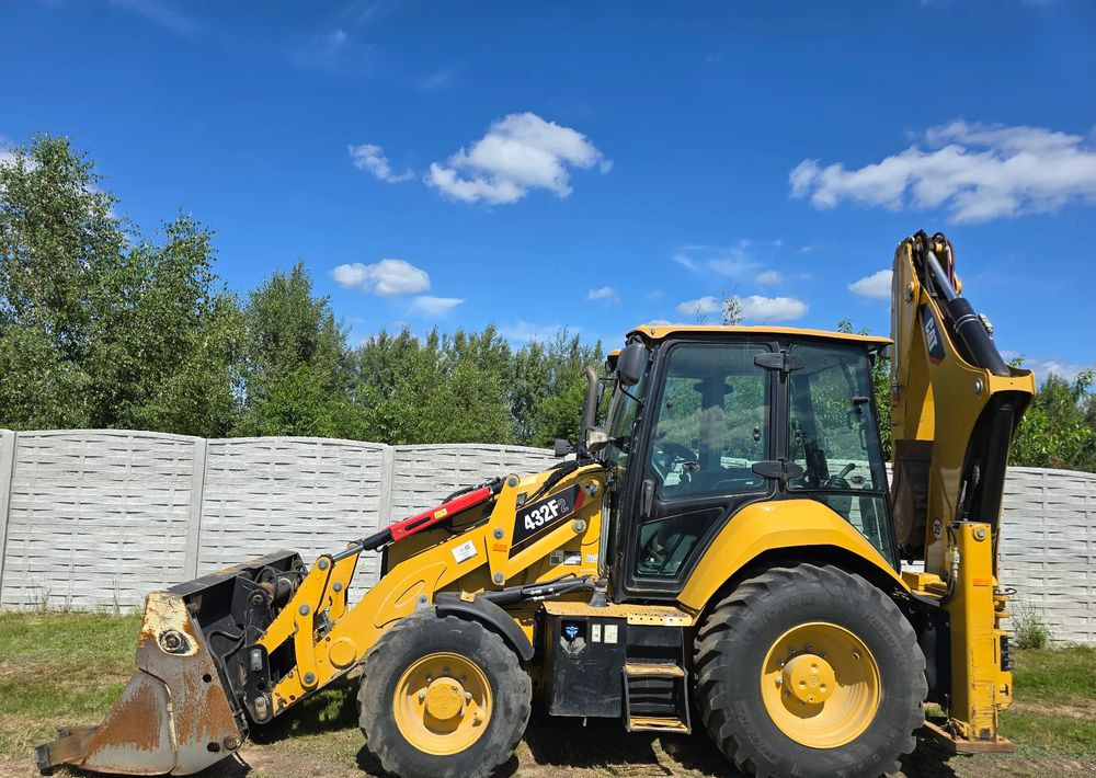 Caterpillar - Backhoe loader: picture 5 Caterpillar - Backhoe loader: picture 5