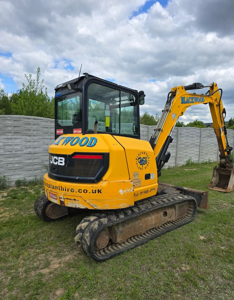 JCB - Crawler excavator: picture 2 JCB - Crawler excavator: picture 2