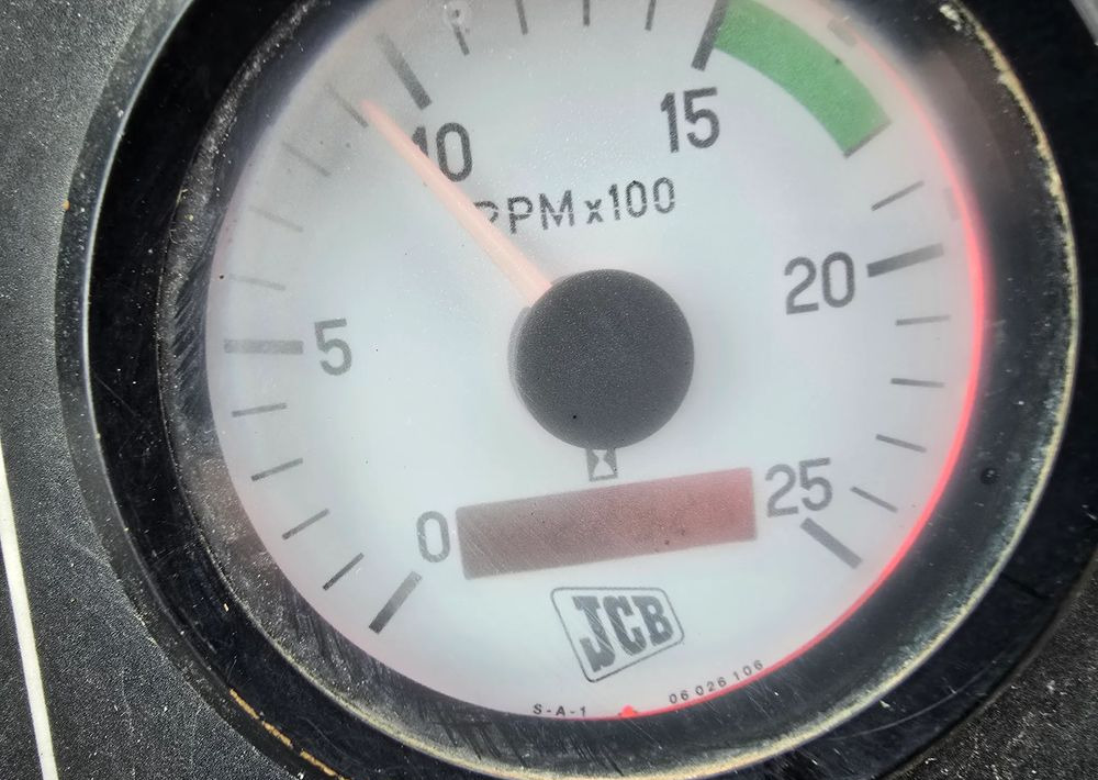 JCB - Backhoe loader: picture 4 JCB - Backhoe loader: picture 4