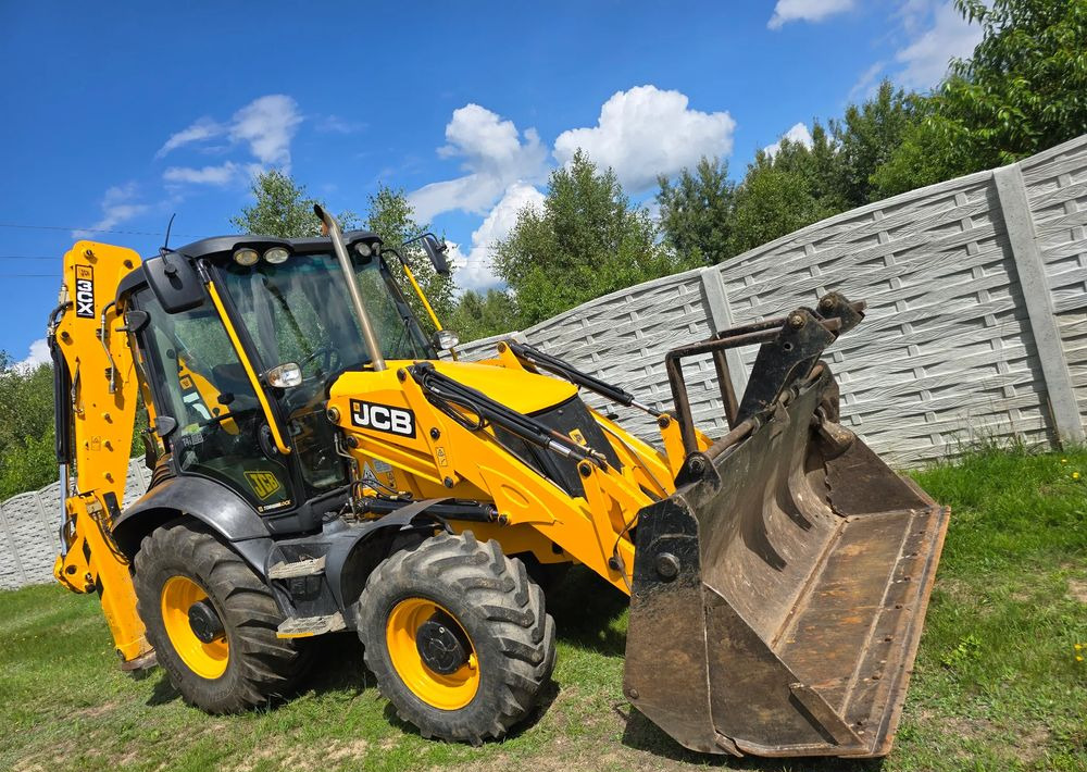 JCB - Backhoe loader: picture 2 JCB - Backhoe loader: picture 2